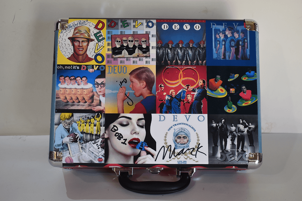 DEVO Limited Edition Turntable