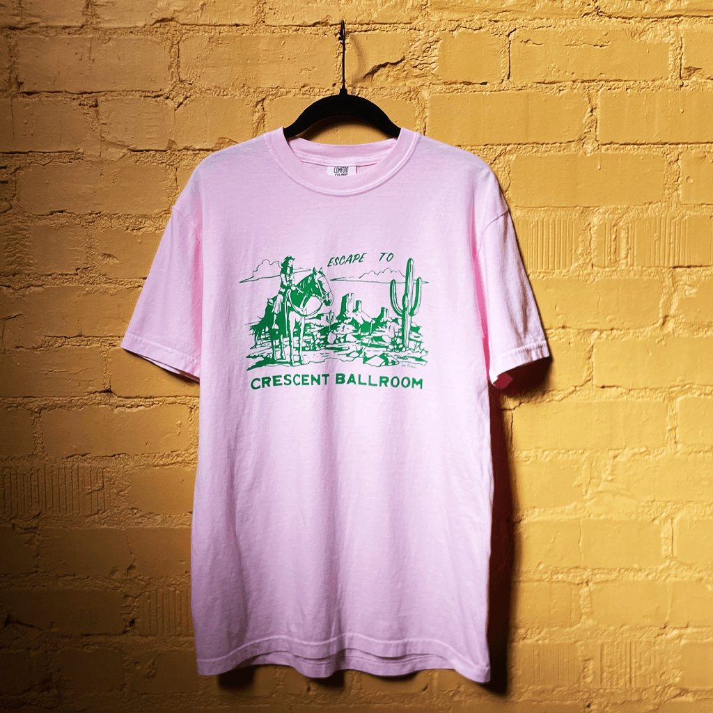 Escape to.. Pink T-Shirt