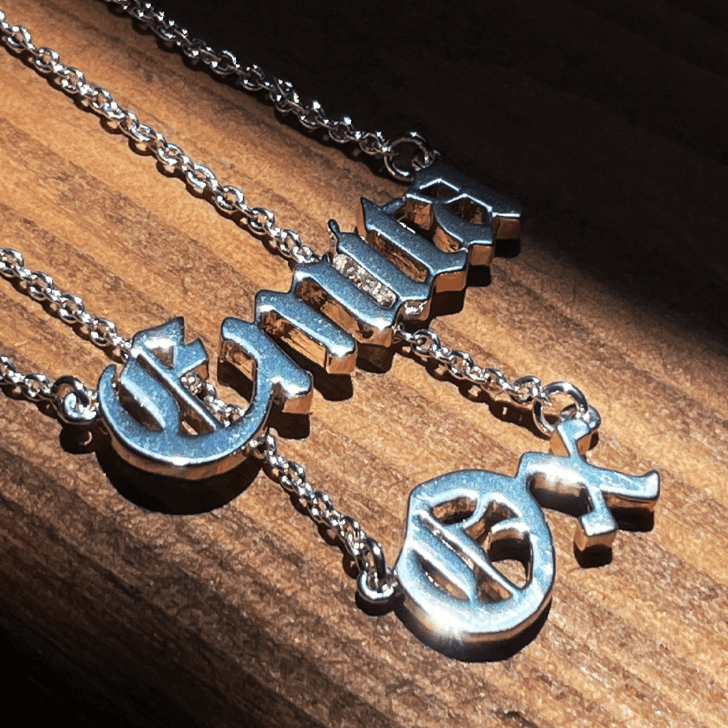 Emita Ox Necklace Set