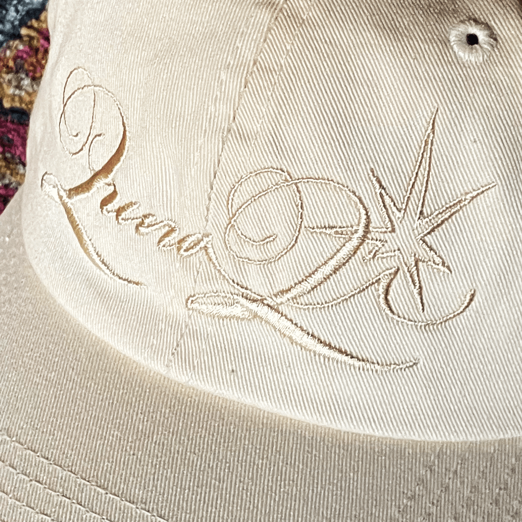 Luna Li Off White Hat