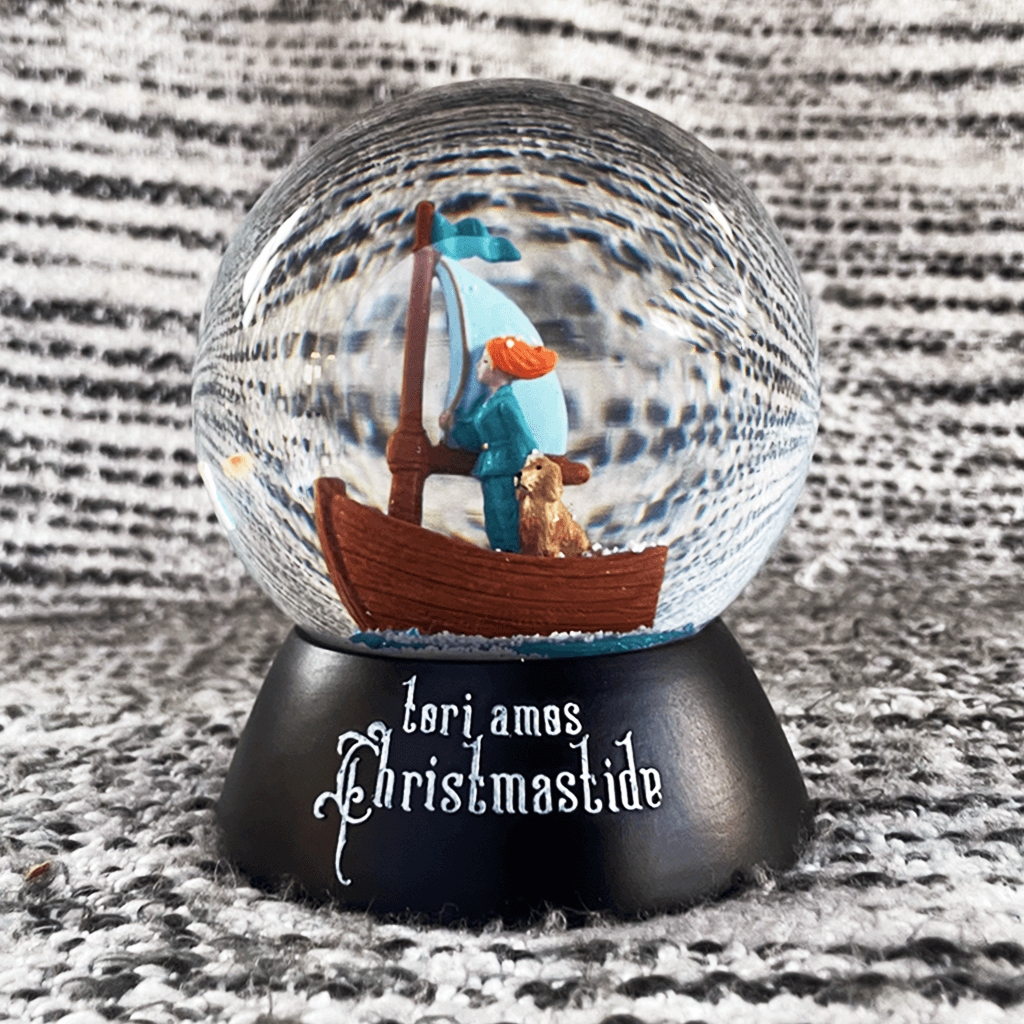 Christmastide Snow Globe
