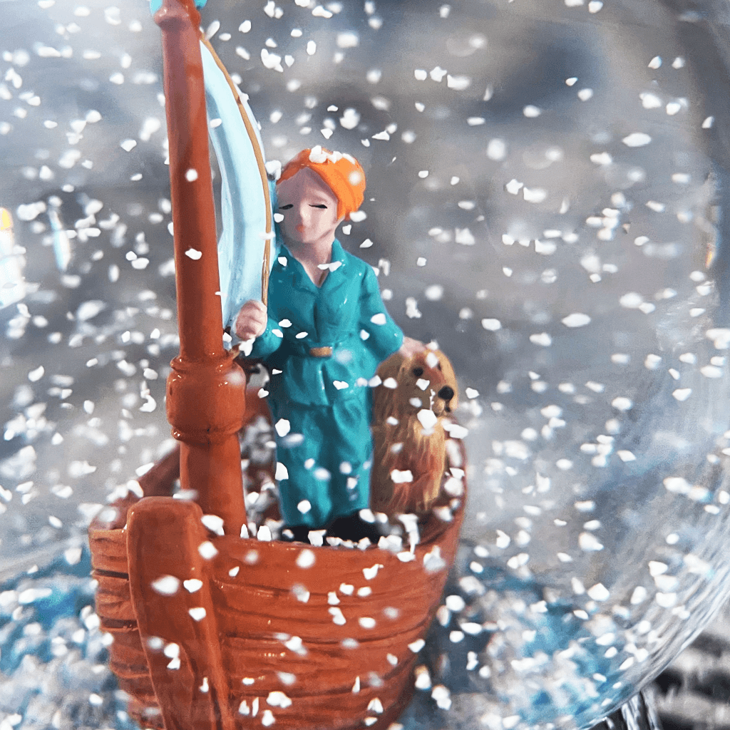 Christmastide Snow Globe