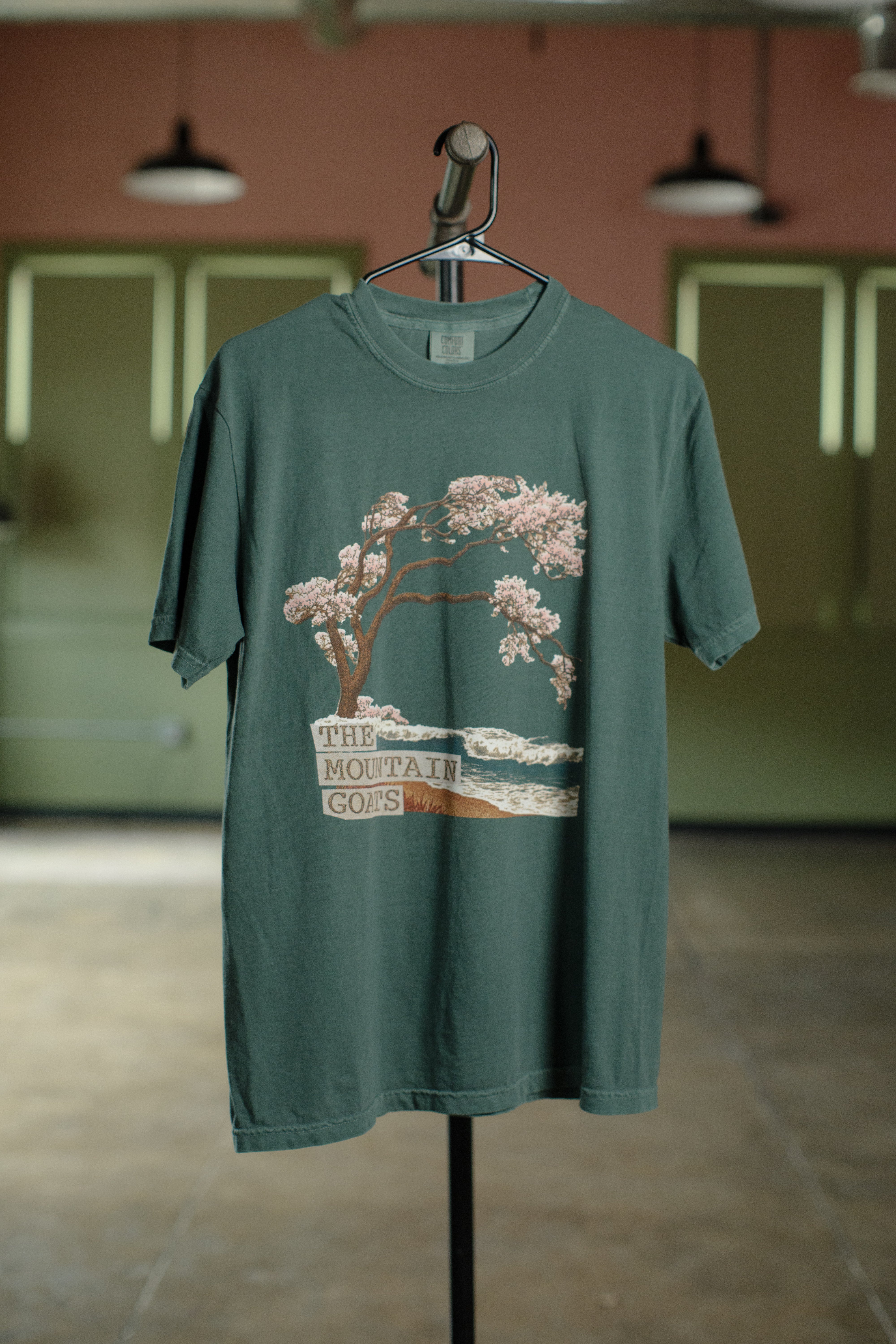 Hypnotic Waves Tour Tee